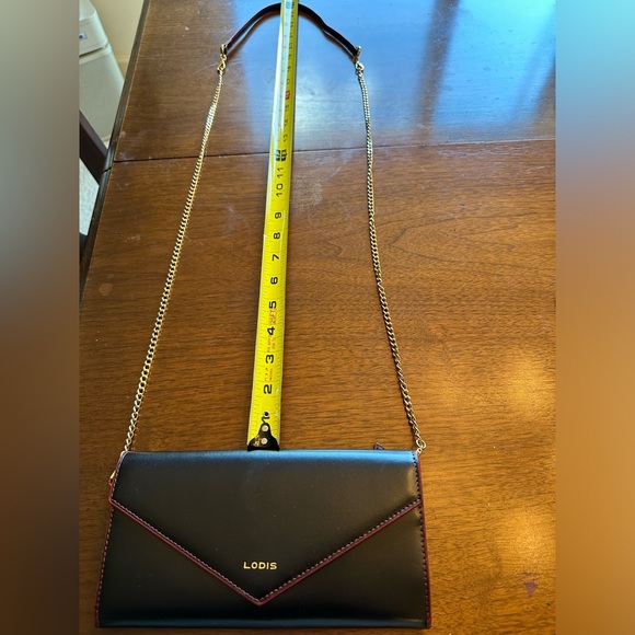 Lodis Black leather wallet with red inside, with 24” purse strap, like 🆕 - Picture 11 of 12